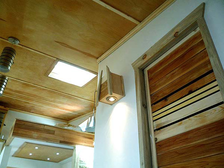 leaf-house-ceiling