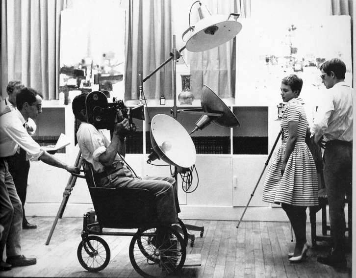 Jean-Luc Godard, durante el rodaje de SIN ALIENTO