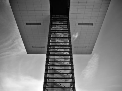 Cierren la puerta al querer salir