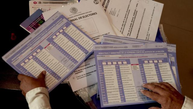 Mexicanos se preparan para elección de sus jueces